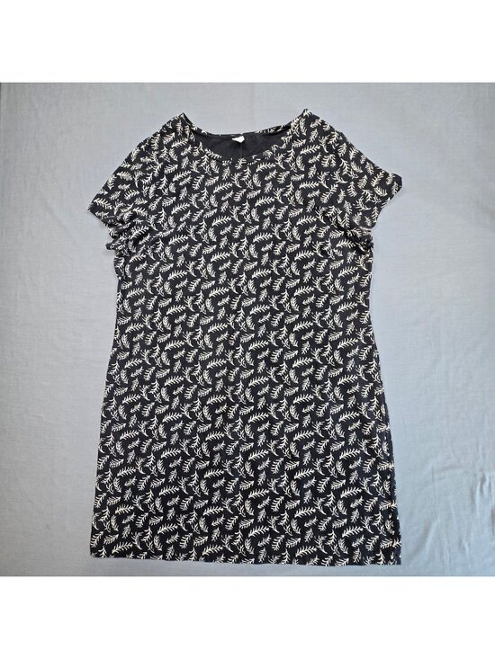 Old Navy Dresses & Skirts - Old Navy XXL Womens Short Sleeve Black & White Leaf Print Casual Straight Dress